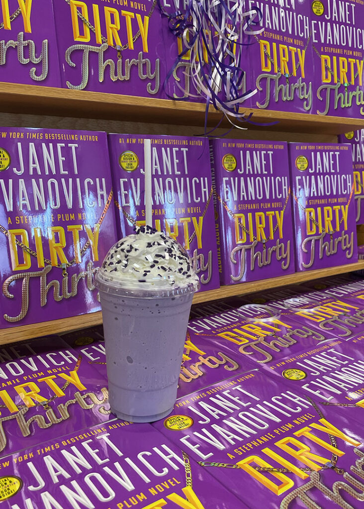 Books-a-Millions Dirty Thirty event, special Plum Done drink